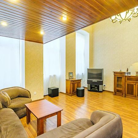 Nizami Street 2 Room Luxe House Баку Екстериор снимка